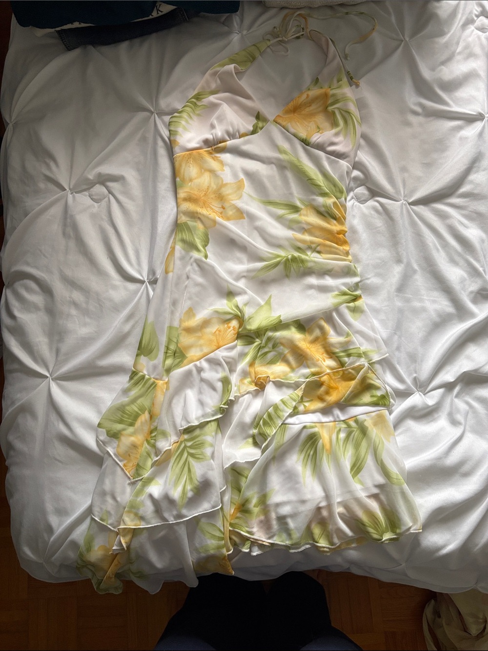 One-Shoulder Floral Sundress in White and Yellow